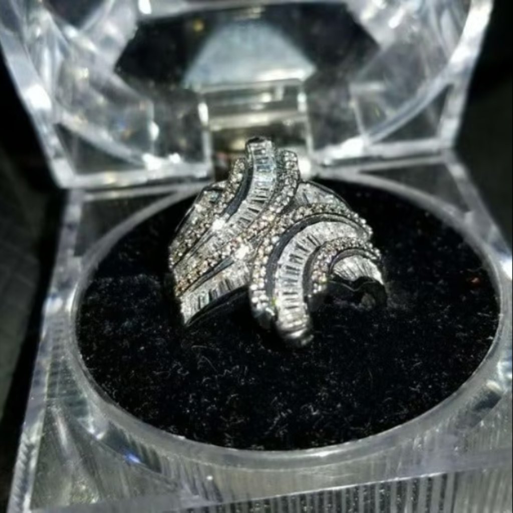 Unique Super Cool Cz Band Ring 31$